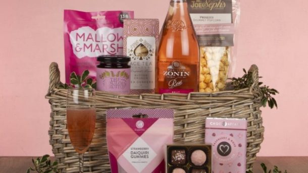 Unwrap Joy: The Ultimate Guide to Creating the Perfect Gift Hamper