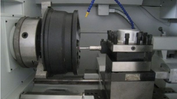 Reviving the Road: Unleashing the Power of Wheel Repair Lathes