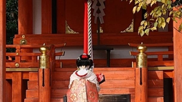 Whispers of the Divine: Exploring the Enchantment of Shinto Shrines